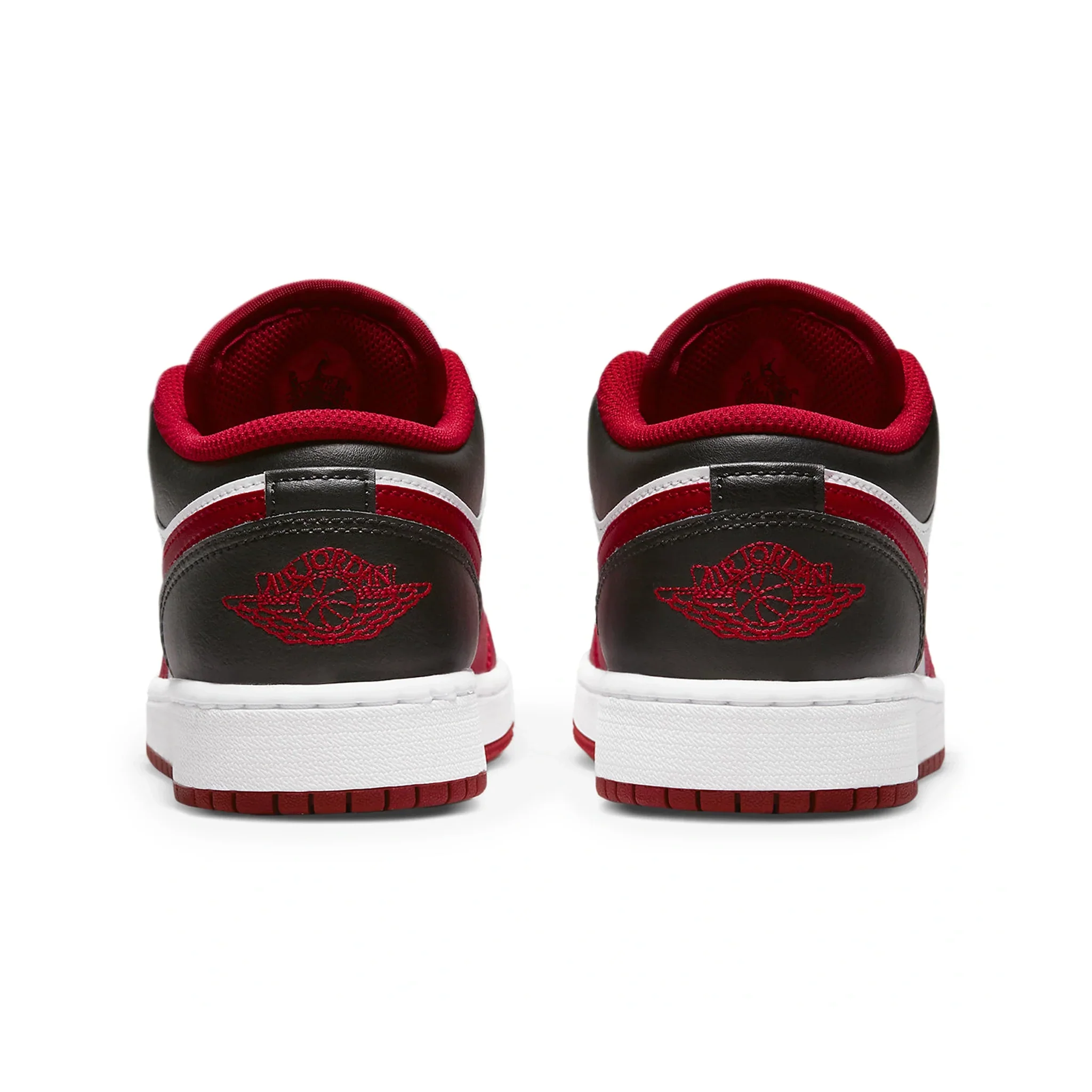 Air Jordan 1 Low Bulls (GS) - Image 4