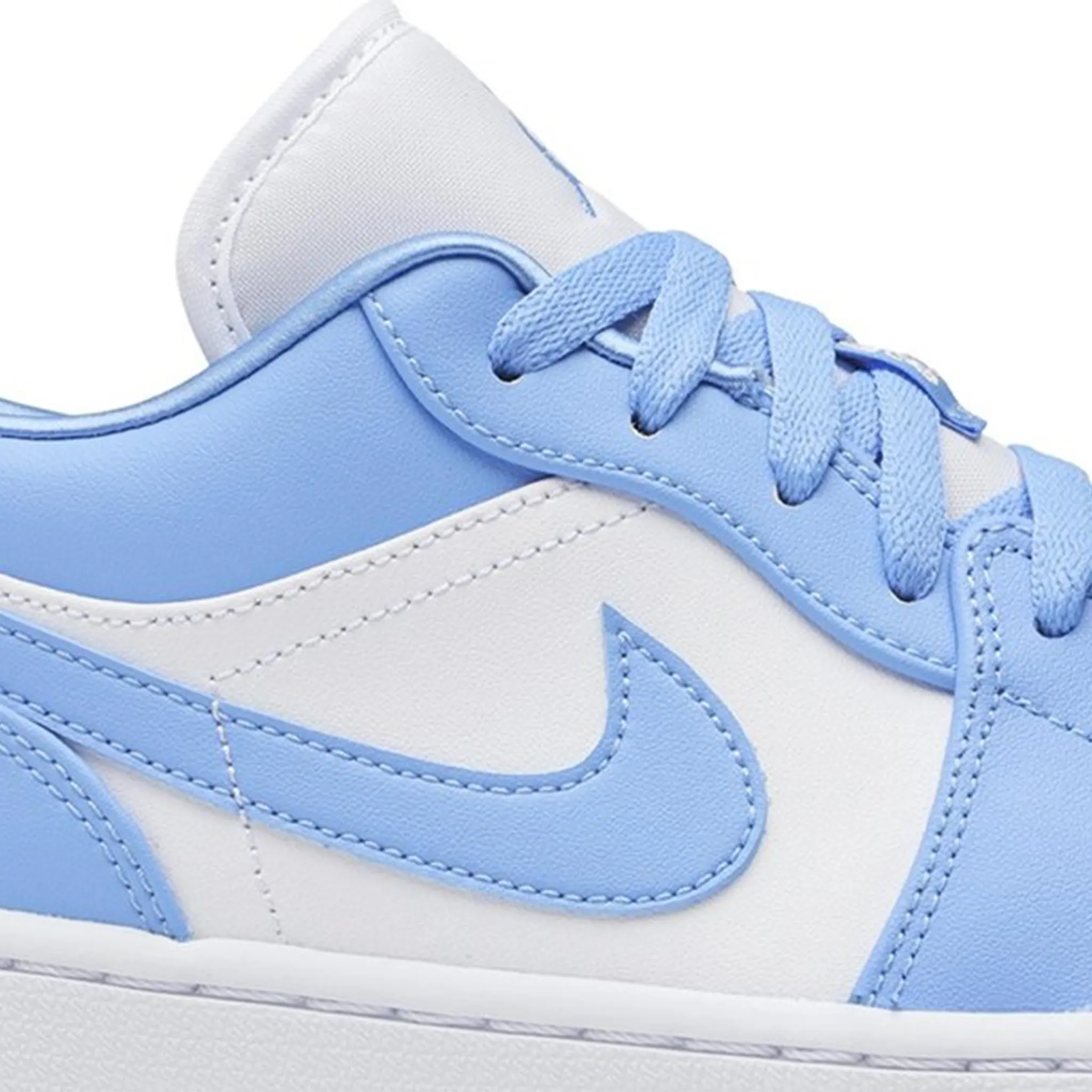 Air Jordan 1 Low UNC (W) - Image 5