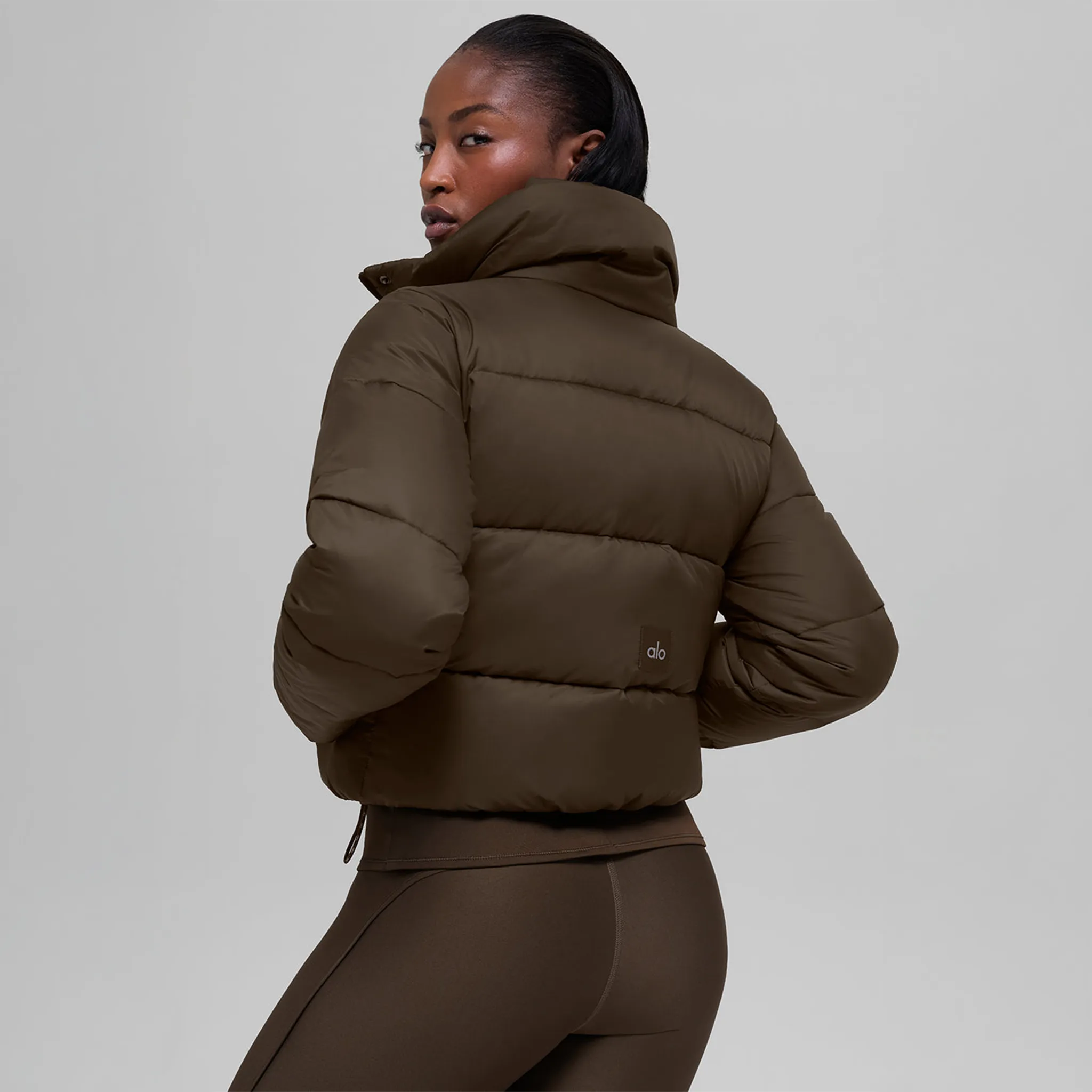 Alo Yoga Gold Rush Espresso Puffer Jacket (W) - Image 2