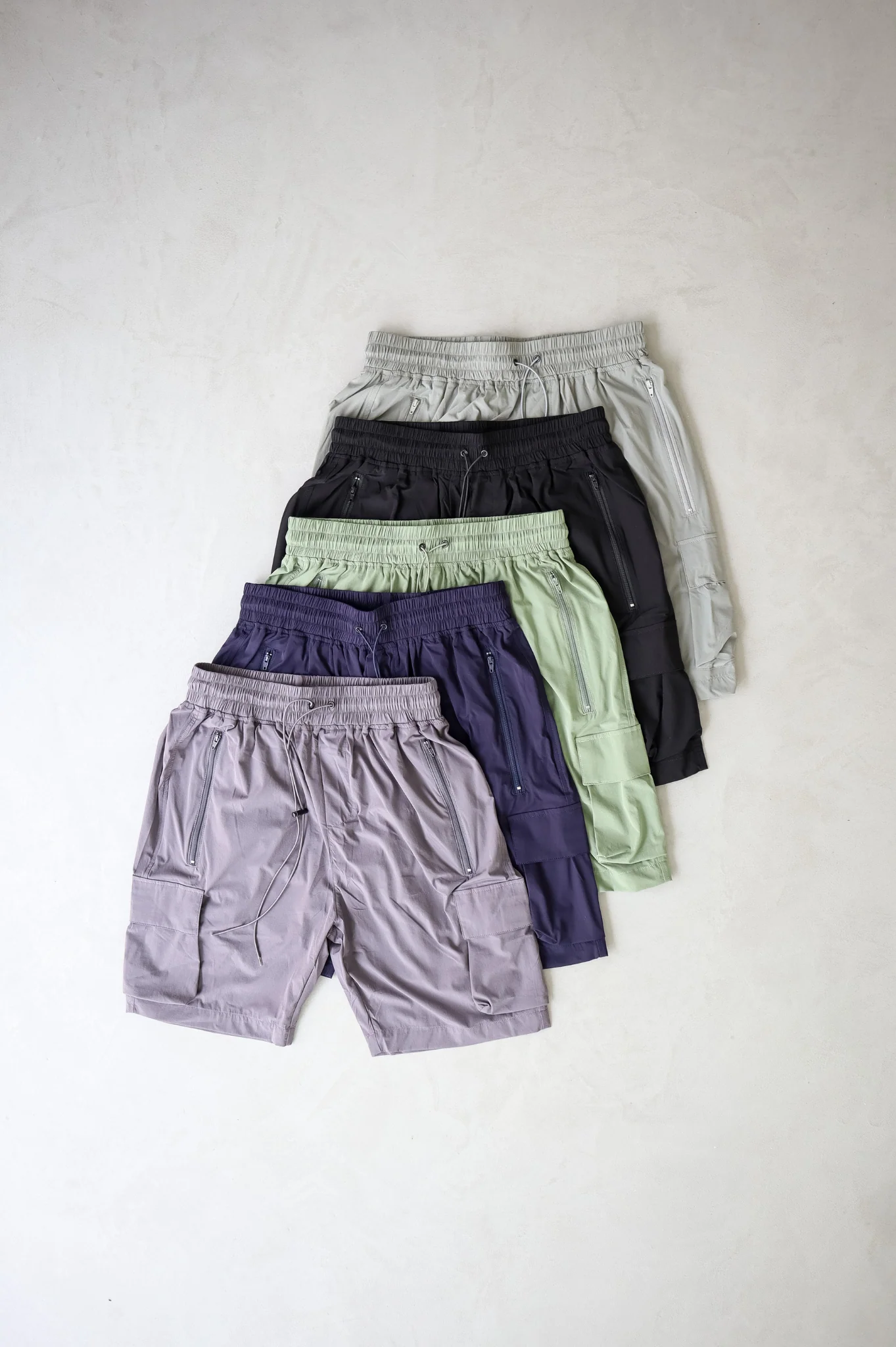 CAPO Lightweight Light Grey Cargo Shorts - Image 9