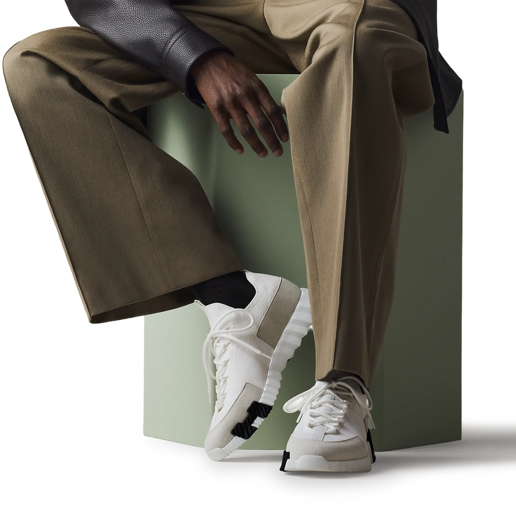 Hermès Paris Lift Slip-On White Sneaker - Image 6