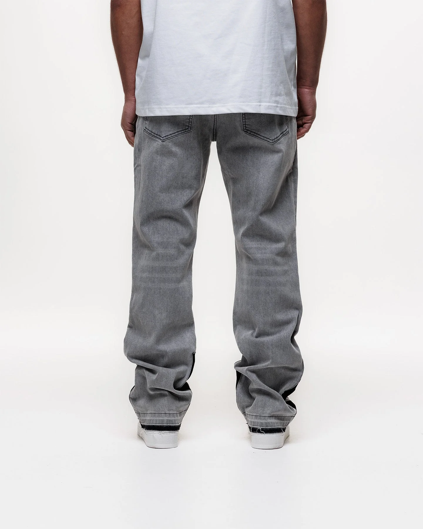 MAGIRI Flared Grey Jeans - Image 6