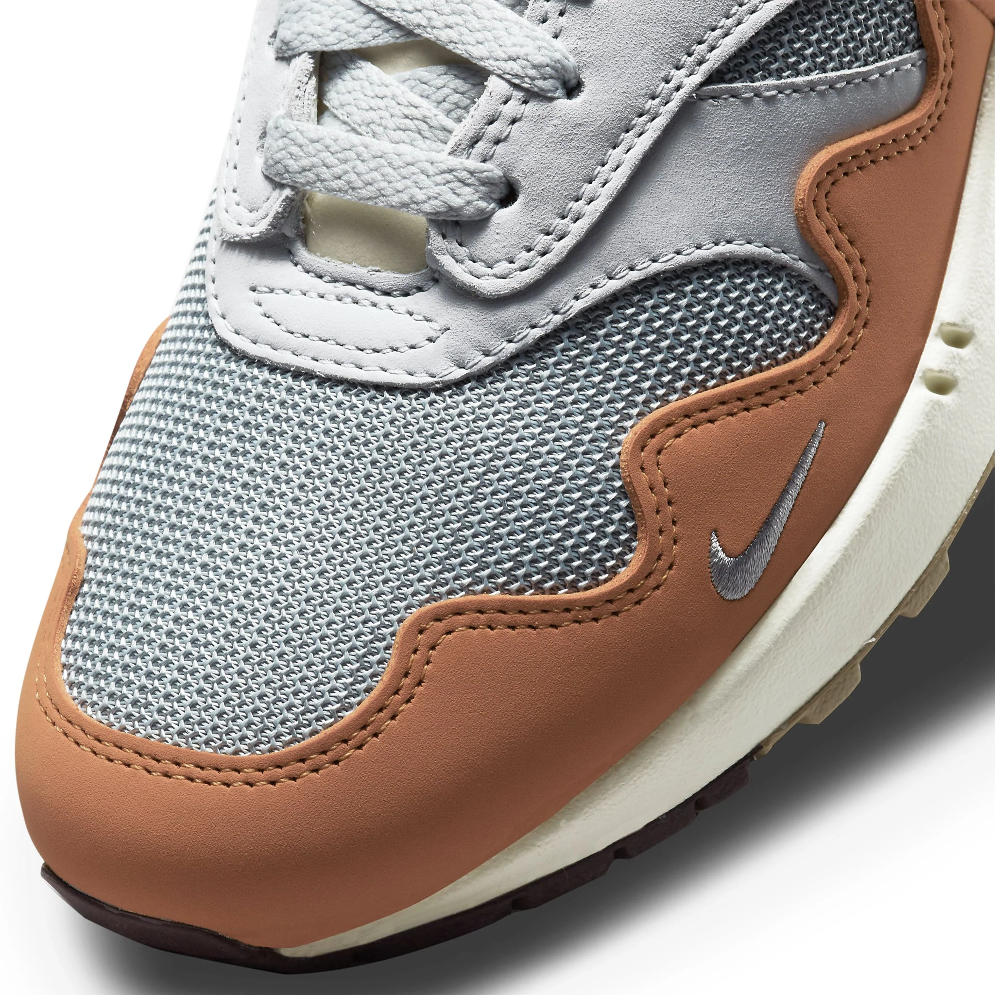 Nike Air Max 1 Patta Waves Monarch (With Bracelet) - Image 6