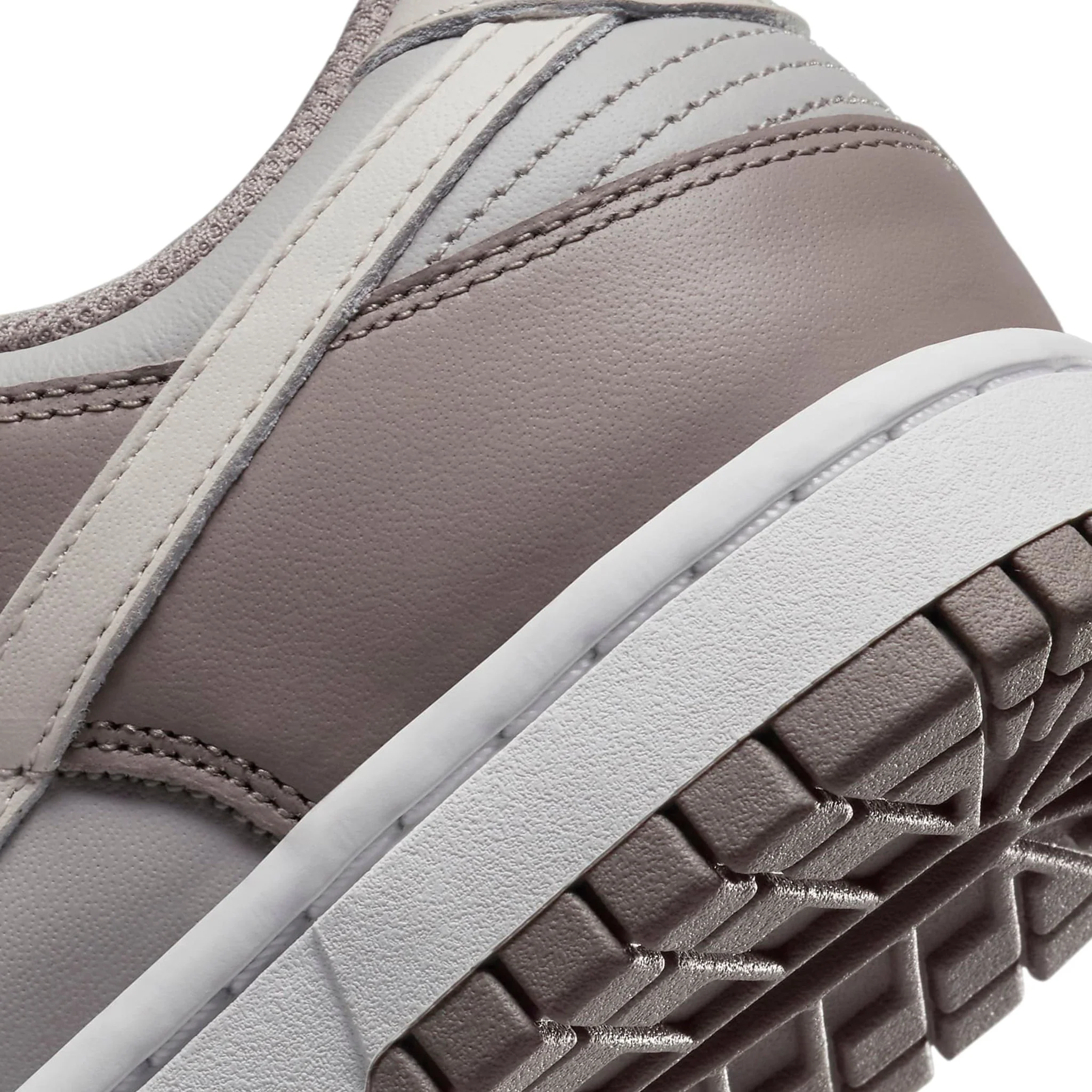 Nike Dunk Low Bone Beige (W) - Image 7