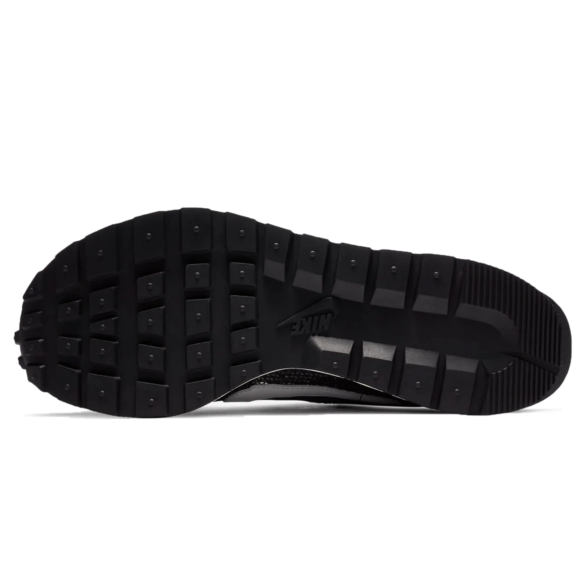 Nike x Sacai Vaporwaffle Black White - Image 4