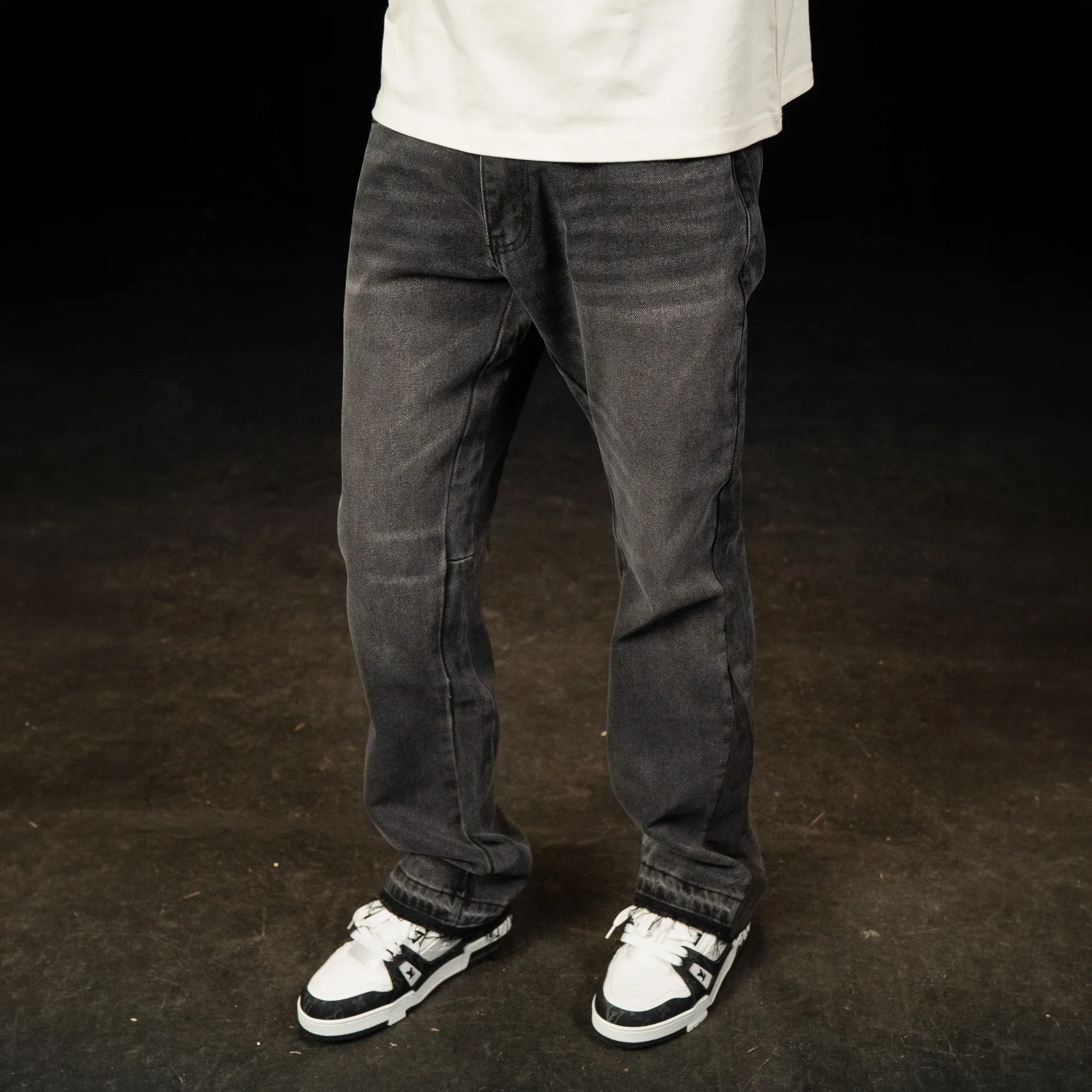 SIARR Flared Washed Black Jeans - Image 3