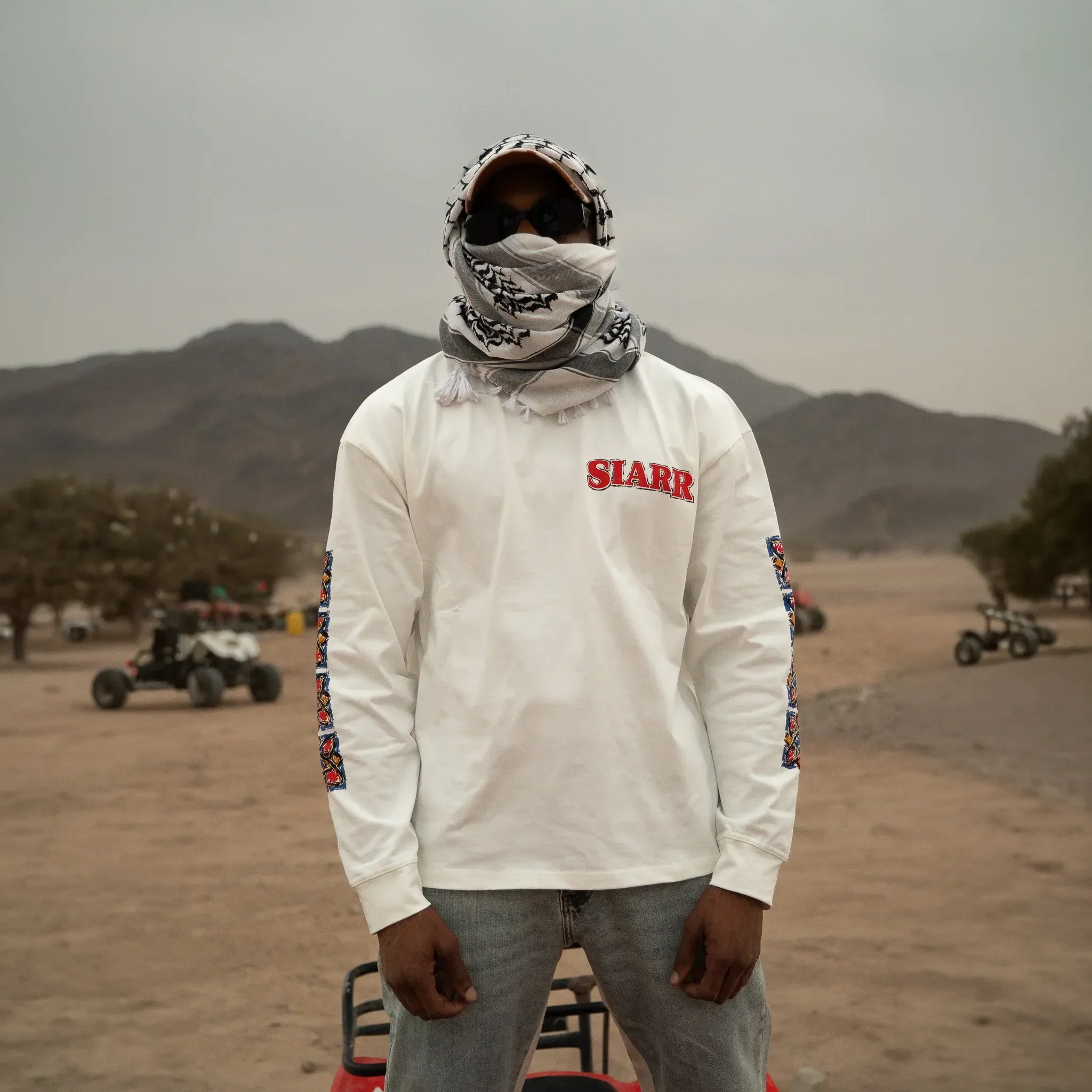SIARR Floral L/S Off-White T-Shirt - Image 5