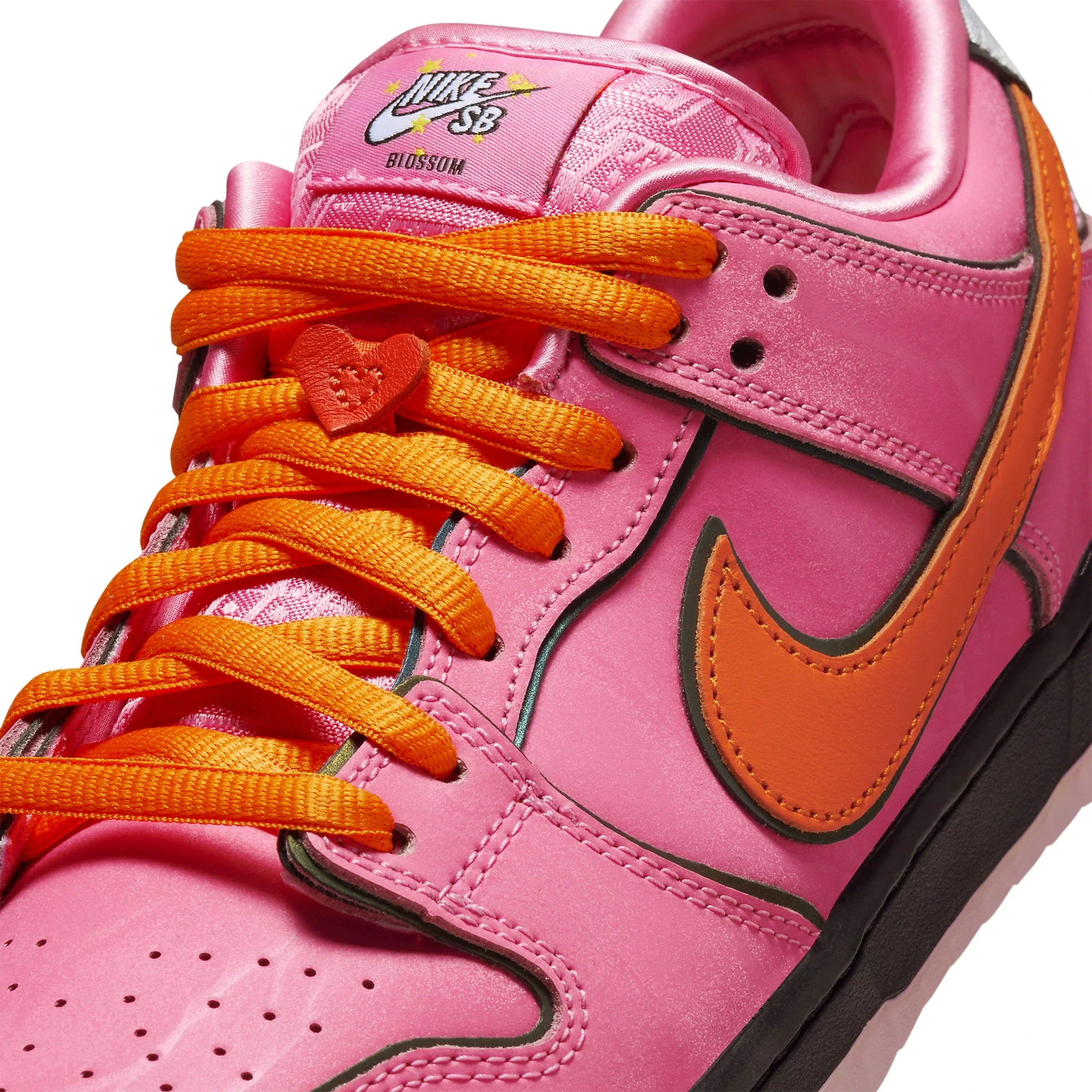 The Powerpuff Girls x Nike SB Dunk Low Blossom - Image 6
