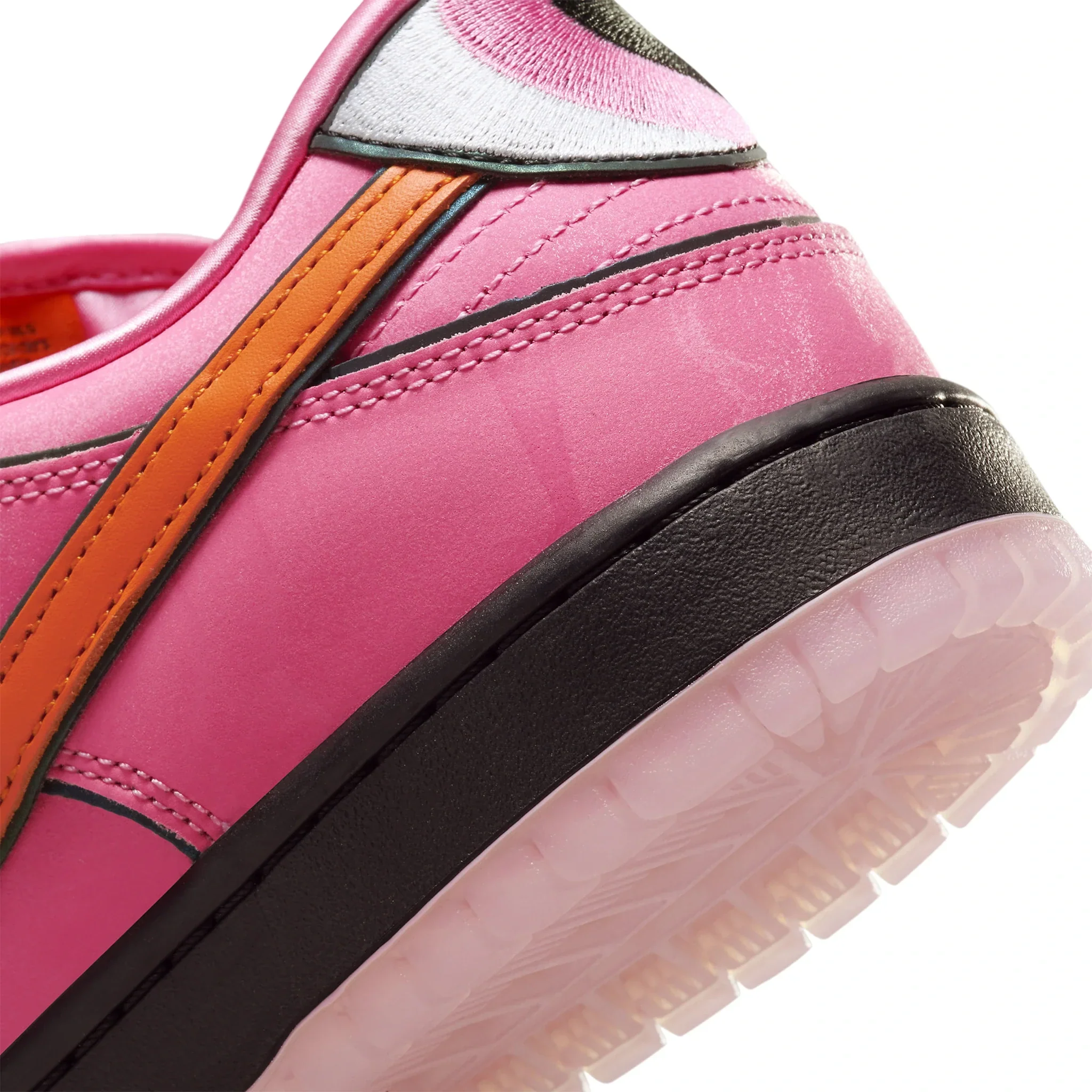 The Powerpuff Girls x Nike SB Dunk Low Blossom - Image 7