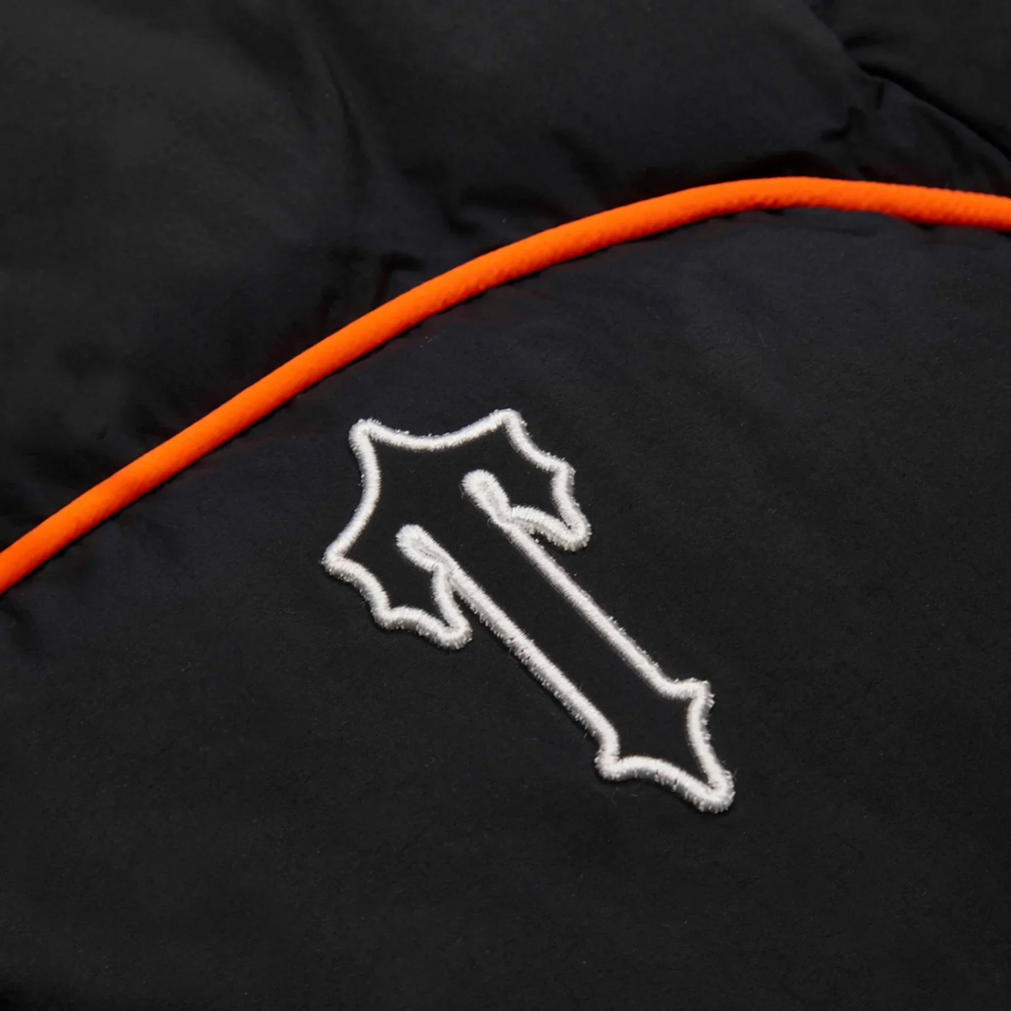 Trapstar Irongate Arch Piping Black Puffer Jacket - Image 4