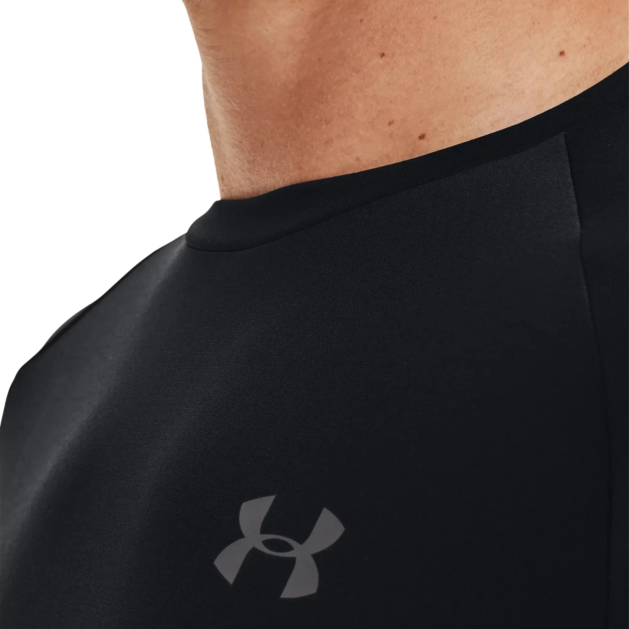 Under Armour UA Black T Shirt & Shorts - Image 13