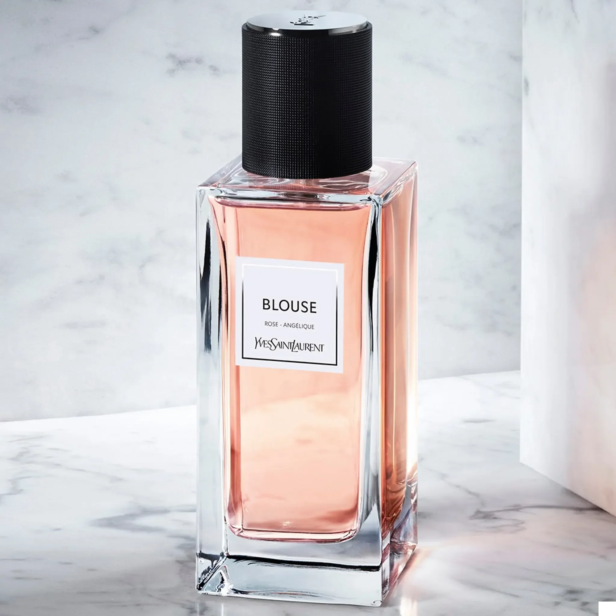 Yves Saint Laurent LVDP Blouse Eau De Parfum 125ml - Image 4